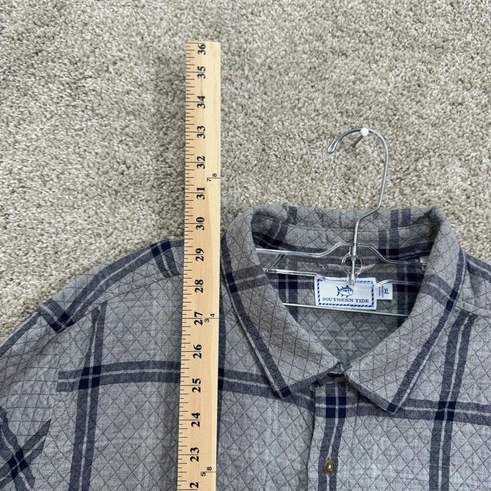 Southern Tide Quilted Shirt Jacket Men XL‎ Gray Plaid Button Up Long Sleeve